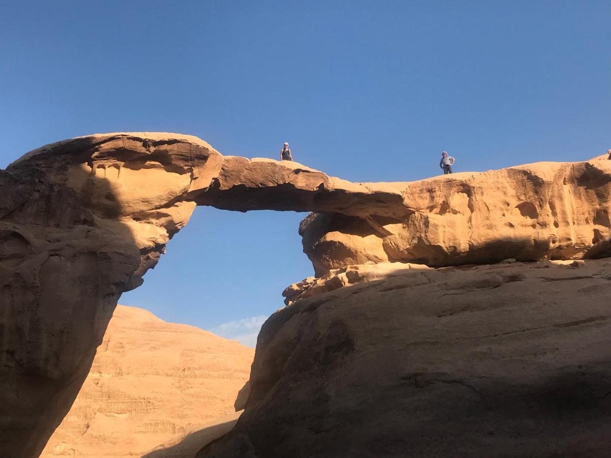 Black Irish Camp And Tours Wadi Rum Exterior foto