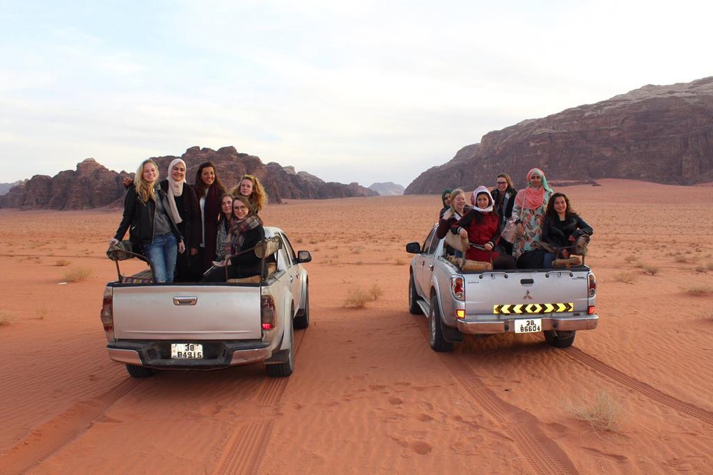 Black Irish Camp And Tours Wadi Rum Exterior foto