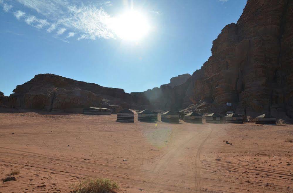 Black Irish Camp And Tours Wadi Rum Exterior foto